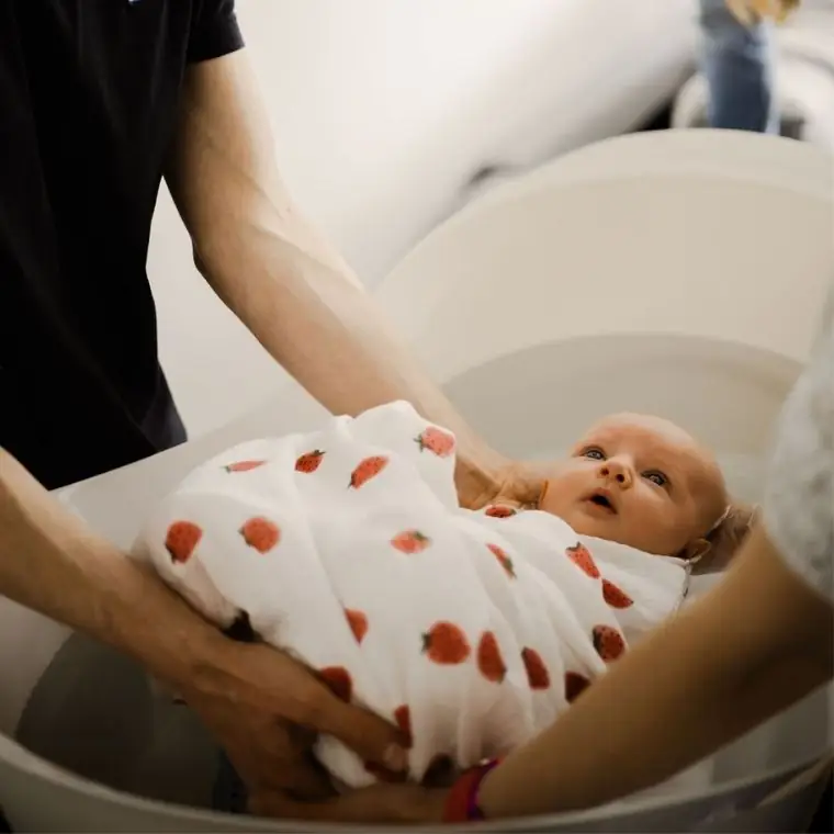 Rituel Bain Sensoriel nouveau-né à domicile Toulouse